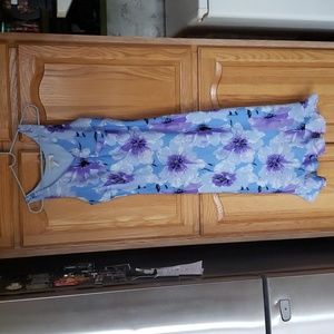 Like new flirty dress. Lined